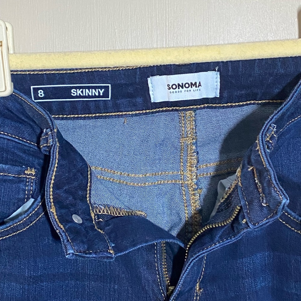 Sonoma mid-rise, Skinny stretch jeans. Indigo. Straight leg. 29” inseam/9” rise